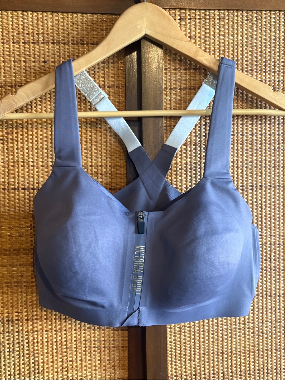 Victoriaโs Secret Incredible Knockout Ultra Max- 36DD